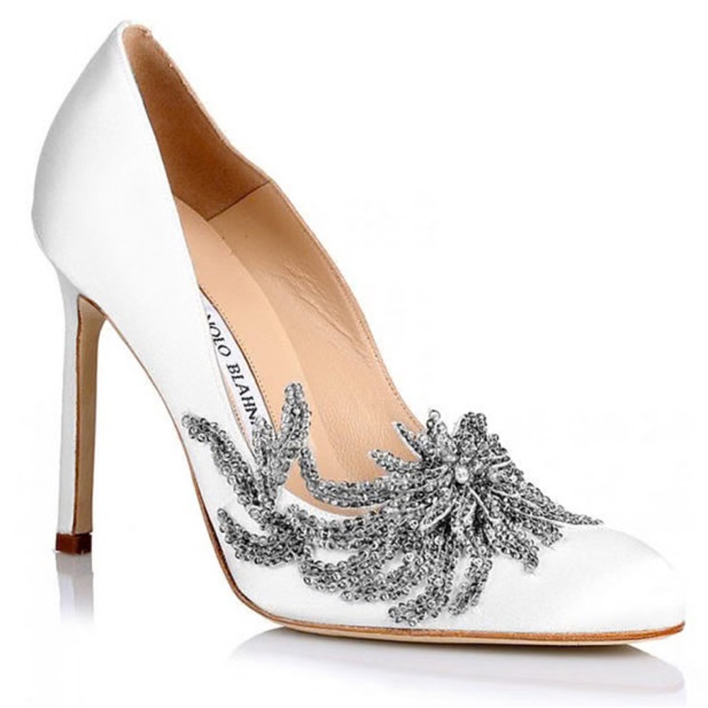 Manolo Blahnik ‘Swan’ White Satin Pumps
